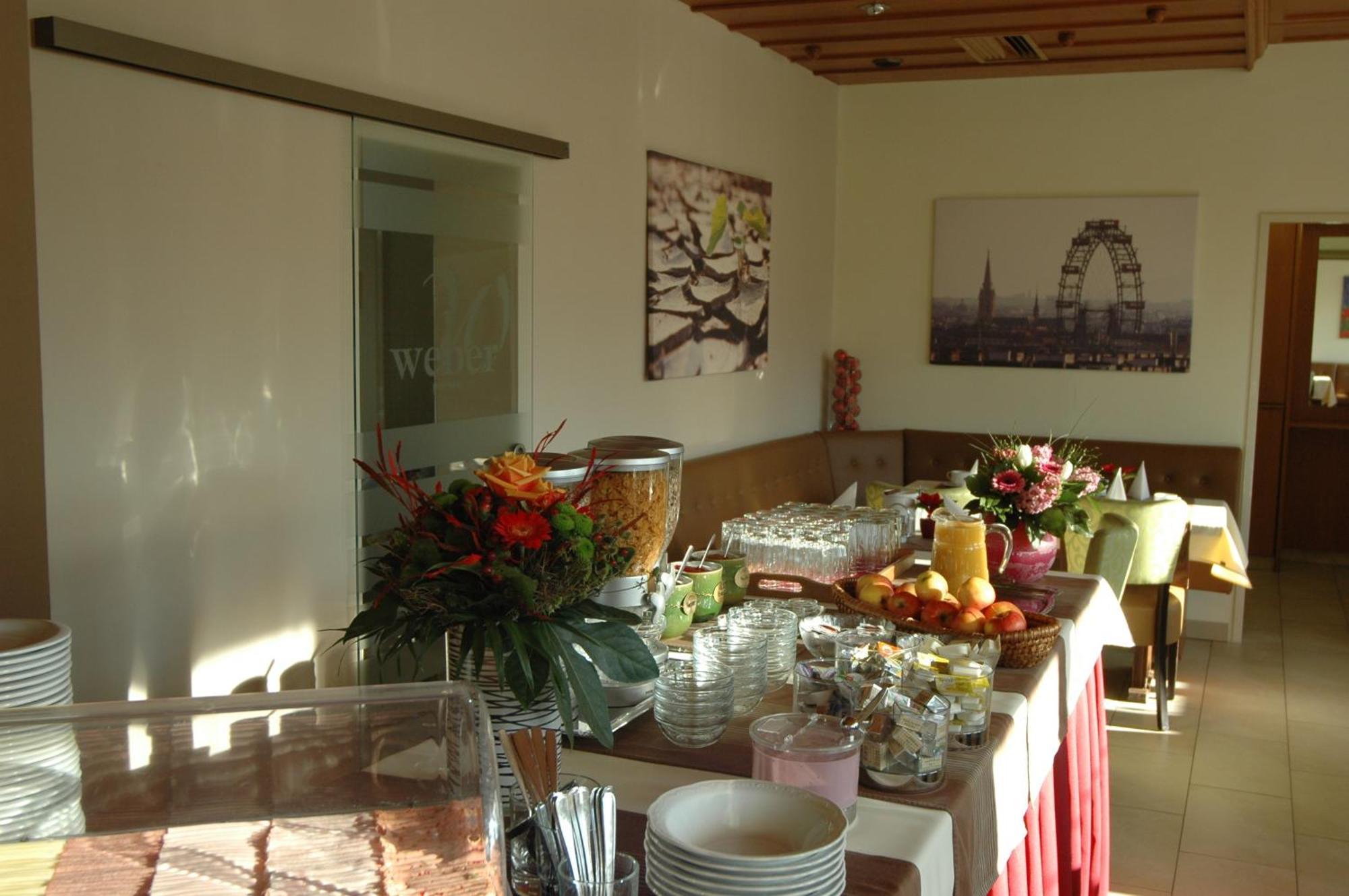 Bed and Breakfast Pension Weber Wiedeń Zewnętrze zdjęcie